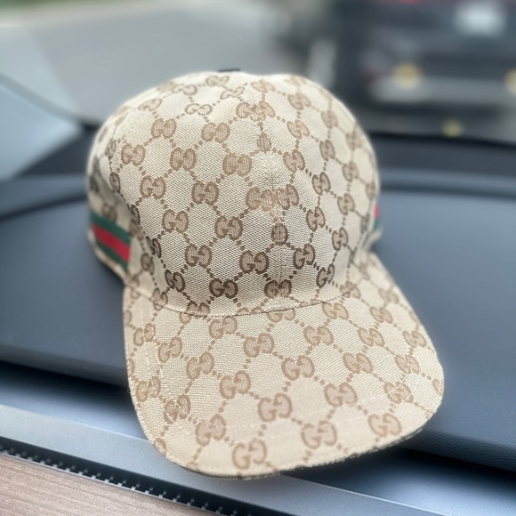 Gucci Other - Gucci Beige and Brown Monogram Baseball Cap